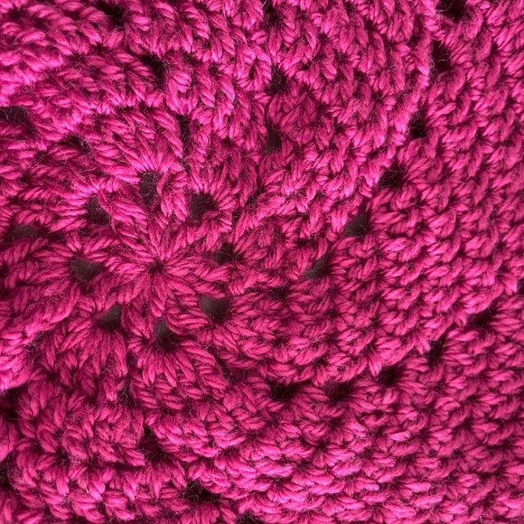 Hand Crafted Stylish Warm Crocheted Tam/Beret in Fuschia Pink Sz OS - Picture 5 of 5